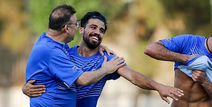 فوتبال ایران-استقلال-iran football-esteghlal