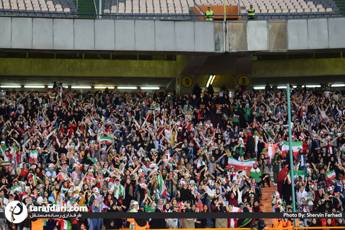 حضور بانوان در ورزشگاه-ایران-کامبوج-ورزشگاه آزادی-iran-Cambodia-Azadi Stadium