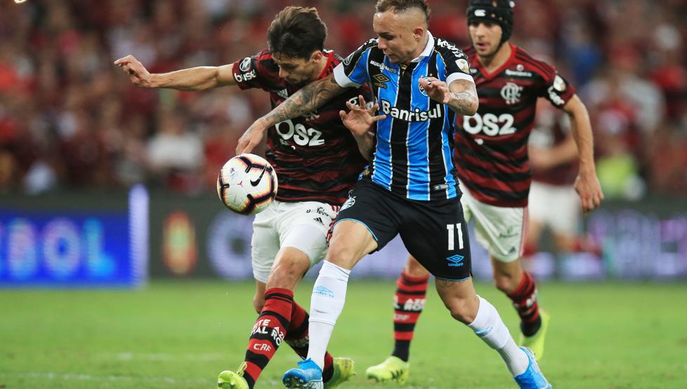 Flamengo and Gremio-Copa Libertadores-مهاجم-برزیل-مدافع-لیبرتادورس