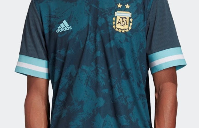 تیم ملی آرژانتین-رونمایی از پیراهن